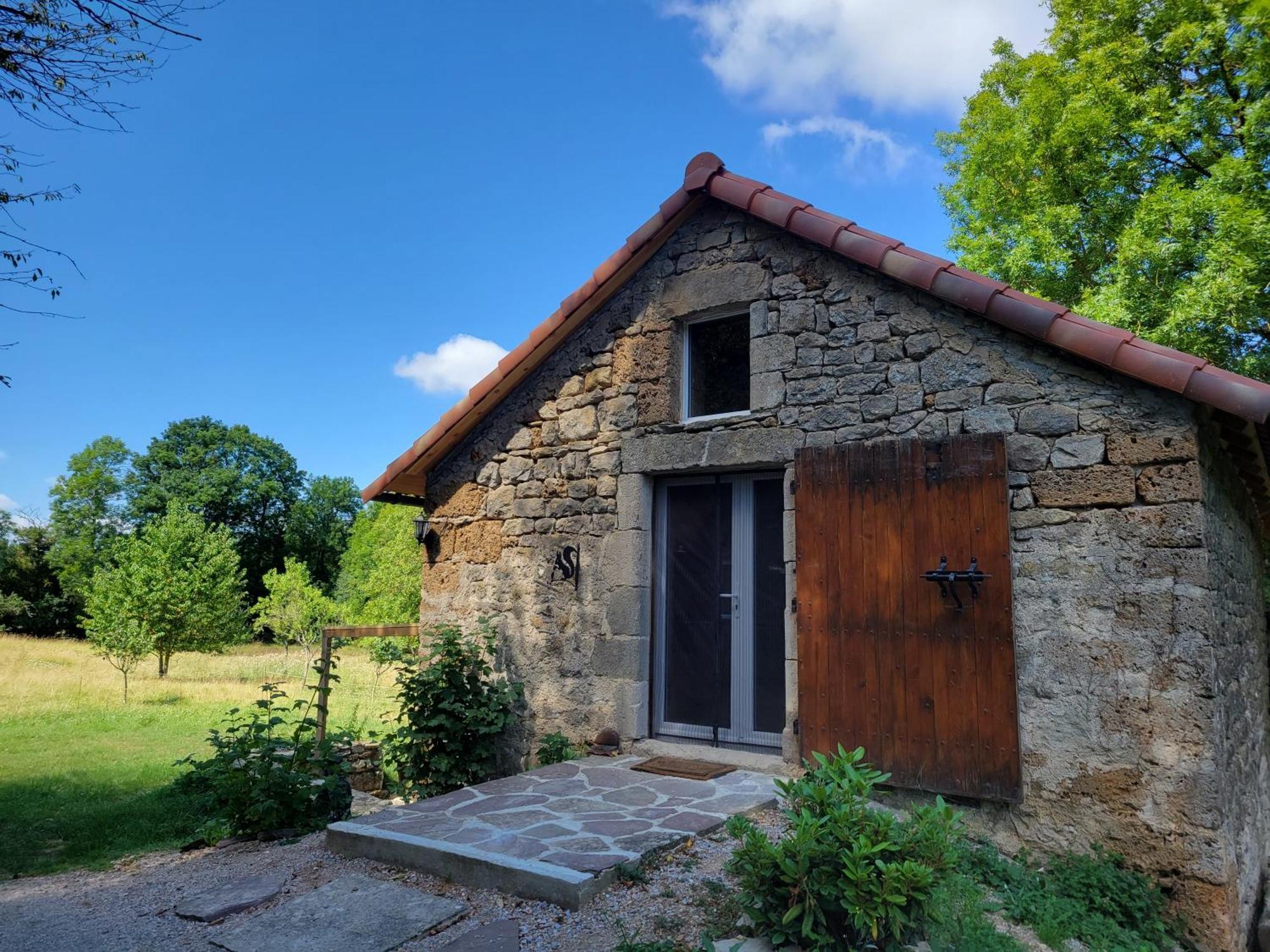 Maison Des Biches Saint-Jean-et-Saint-Paul Екстер'єр фото